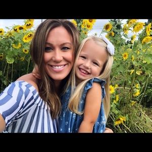 Meet your Posher, Jennifer